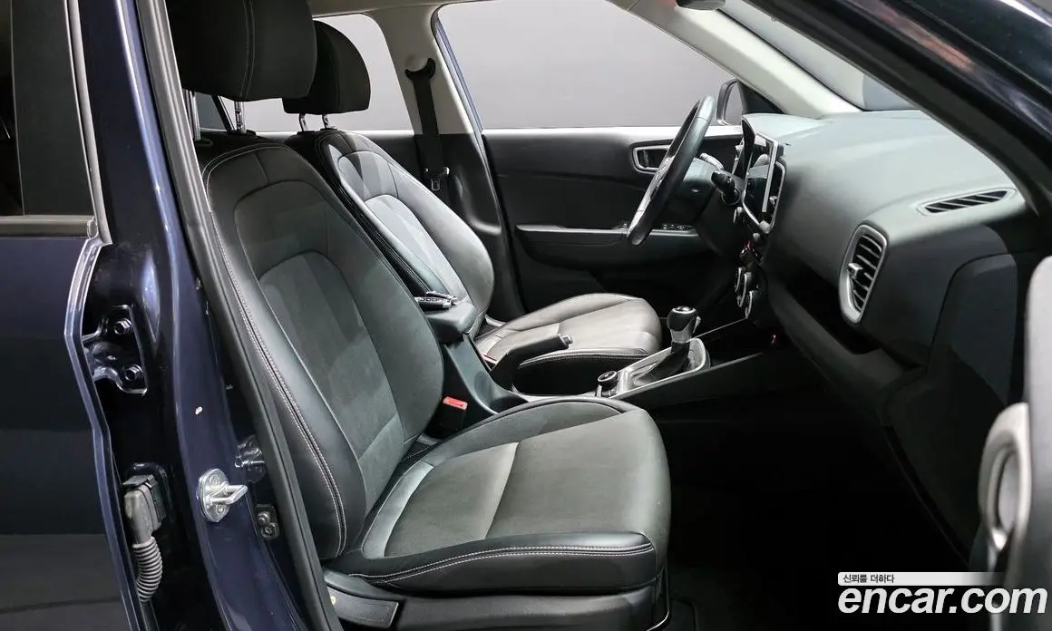 Hyundai Venue 2019 1.6 автомат (гидро), фото 16