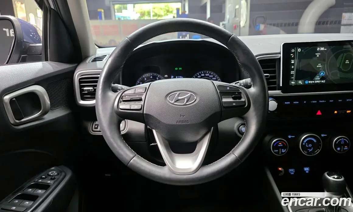Hyundai Venue 2019 1.6 автомат (гидро), фото 19