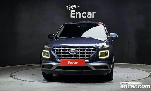 Hyundai Venue 2019 1.6 автомат (гидро), миниатюра 3