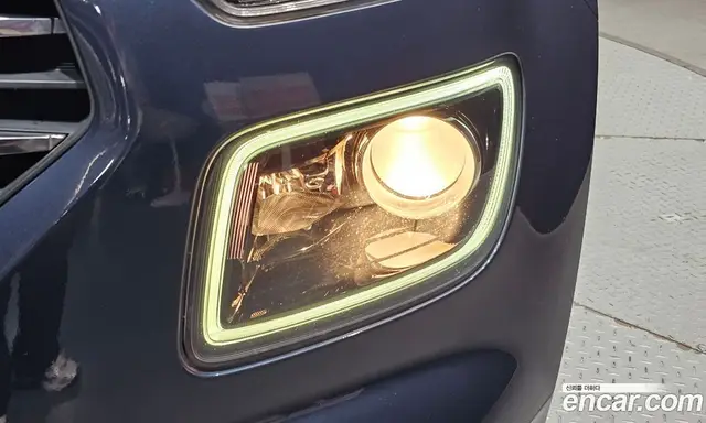 Hyundai Venue 2019 1.6 автомат (гидро), миниатюра 8