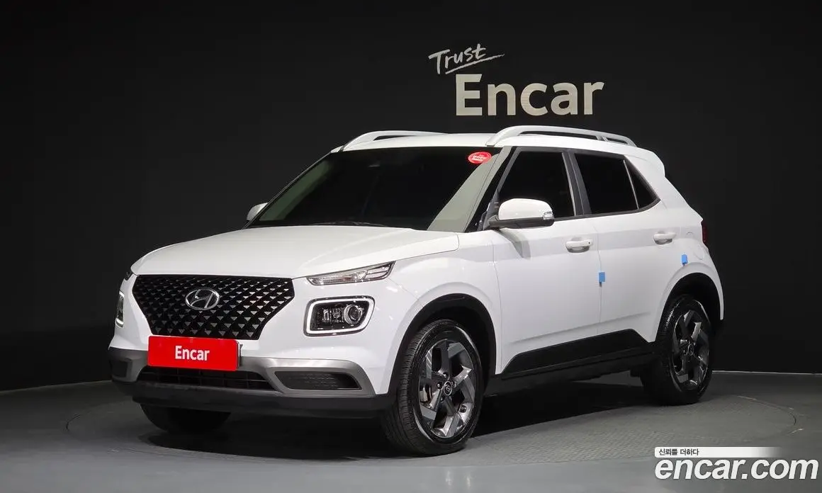 Hyundai Venue 2020 1.6 автомат (гидро), фото 1 Hyundai Venue 2020 1.6 автомат (гидро), фото 1