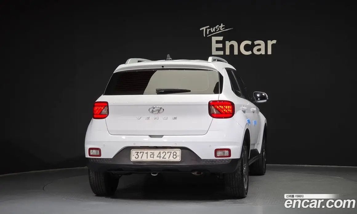 Hyundai Venue 2020 1.6 автомат (гидро), фото 4 Hyundai Venue 2020 1.6 автомат (гидро), фото 4