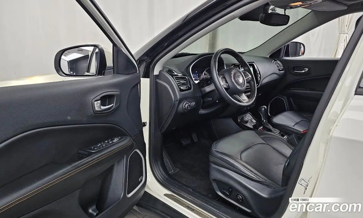 Jeep Compass 2019 2.4 автомат (гидро), фото 13
