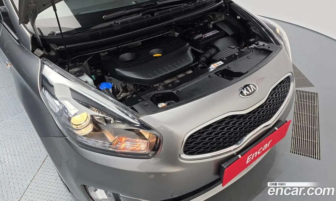 Kia Carens 2013 2.0 автомат (гидро), фото 6 Kia Carens 2013 2.0 автомат (гидро), фото 6