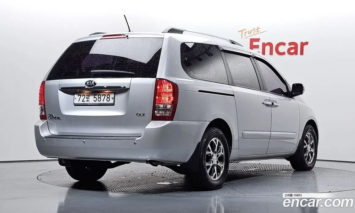 Kia Carnival 2014 2.2 автомат (гидро), фото 2 Kia Carnival 2014 2.2 автомат (гидро), фото 2
