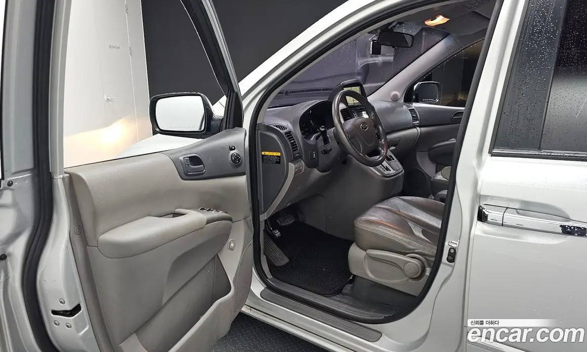 Kia Carnival 2014 2.2 автомат (гидро), фото 13 Kia Carnival 2014 2.2 автомат (гидро), фото 13