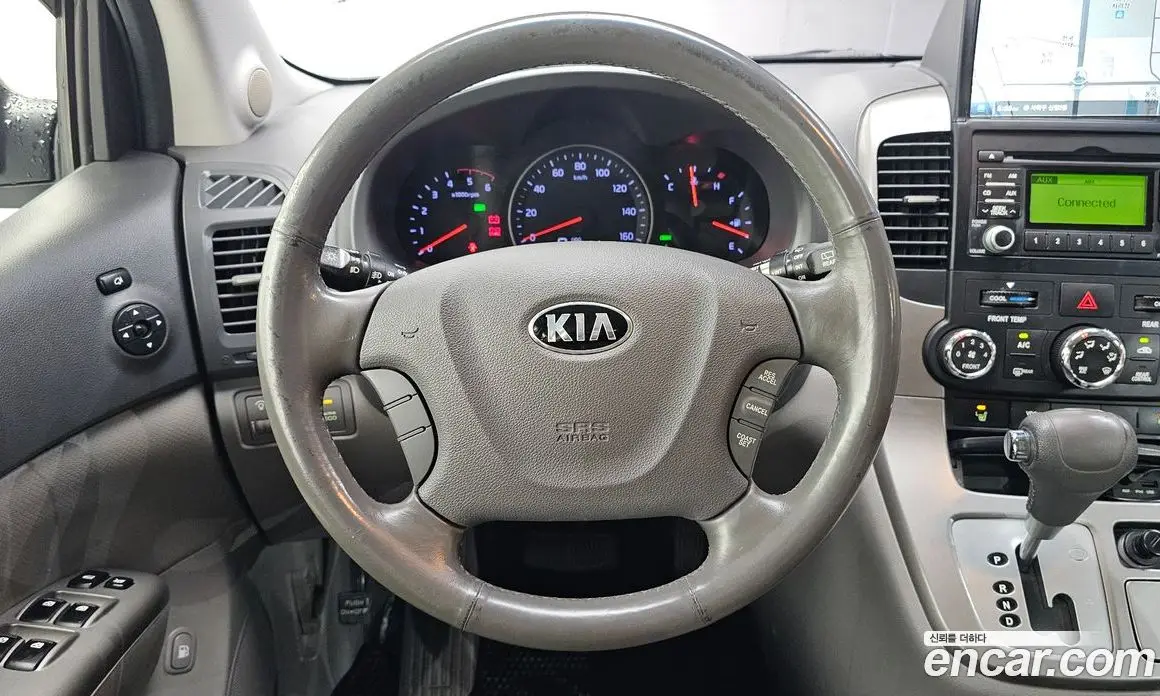 Kia Carnival 2014 2.2 автомат (гидро), фото 19 Kia Carnival 2014 2.2 автомат (гидро), фото 19