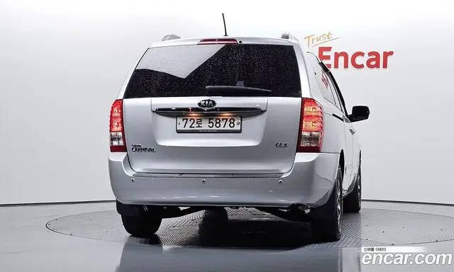 Kia Carnival 2014 2.2 автомат (гидро), миниатюра 4 Kia Carnival 2014 2.2 автомат (гидро), миниатюра 4