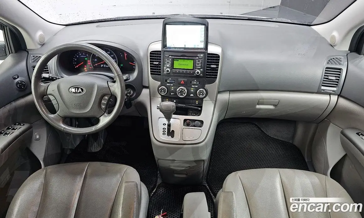 Kia Carnival 2014 2.2 автомат (гидро), фото 10 Kia Carnival 2014 2.2 автомат (гидро), фото 10
