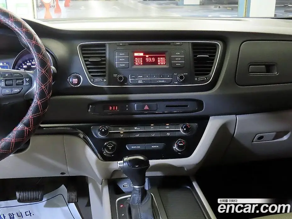 Kia Carnival 2014 2.2 автомат (гидро), фото 12