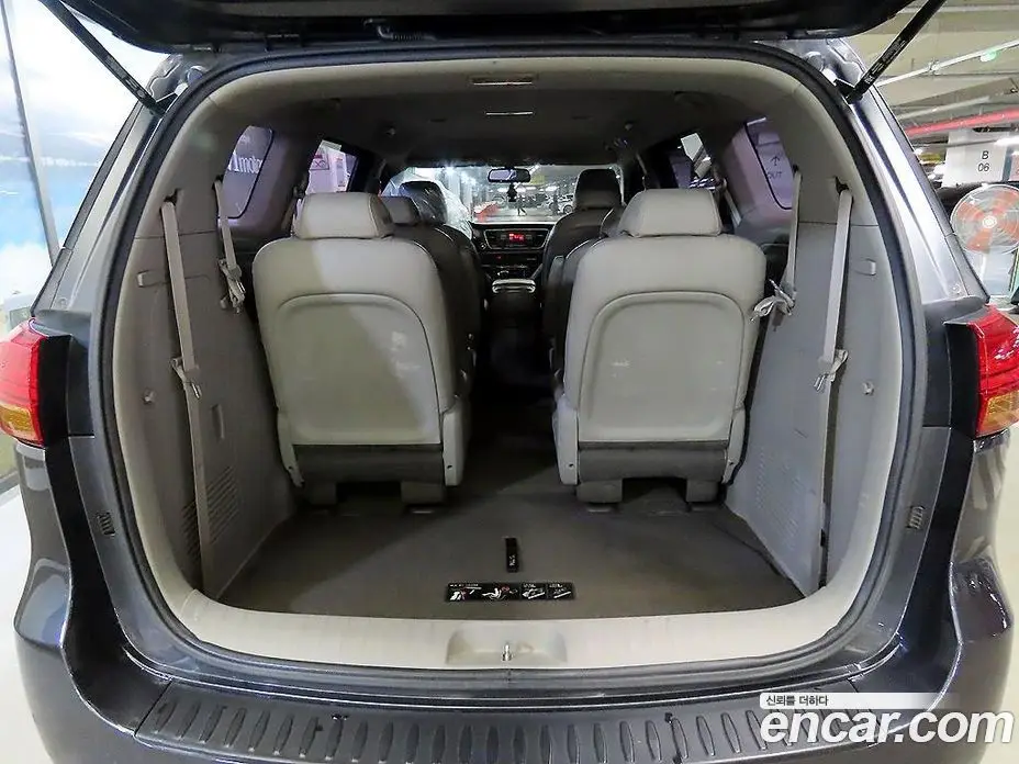 Kia Carnival 2014 2.2 автомат (гидро), фото 18
