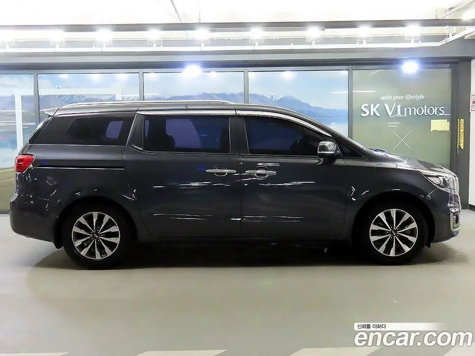 Kia Carnival 2014 2.2 автомат (гидро), фото 3