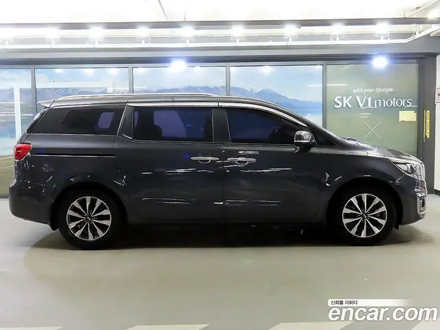 Kia Carnival 2014 2.2 автомат (гидро), миниатюра 3