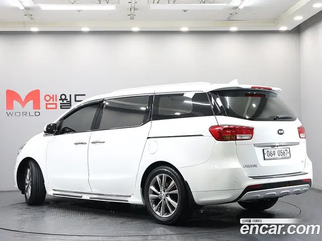 Kia Carnival 2015 3.3 автомат (гидро), миниатюра 3
