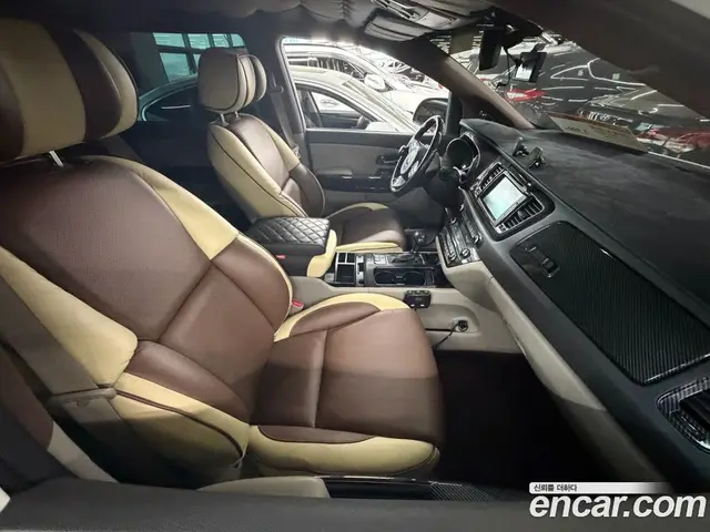 Kia Carnival 2015 3.3 автомат (гидро), миниатюра 4