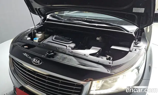 Kia Carnival 2015 2.2 автомат (гидро), миниатюра 6 Kia Carnival 2015 2.2 автомат (гидро), миниатюра 6