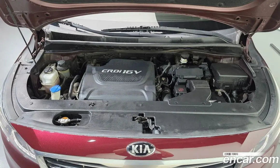Kia Carnival 2015 2.2 автомат (гидро), фото 6 Kia Carnival 2015 2.2 автомат (гидро), фото 6