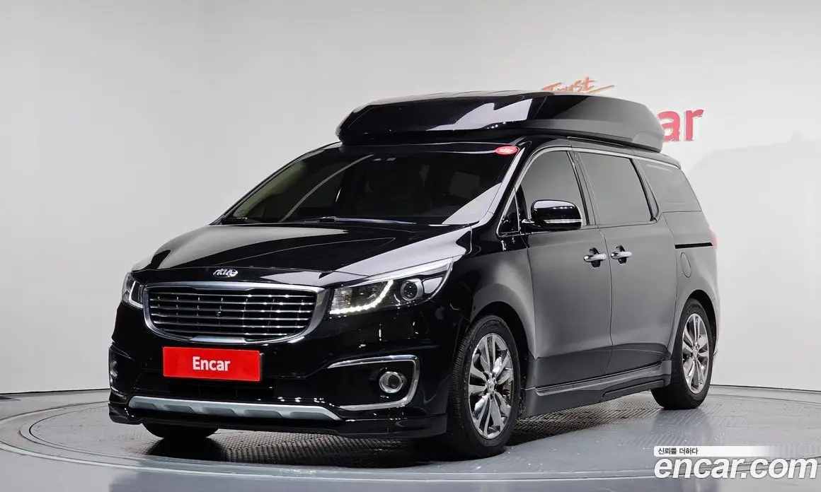 Kia Carnival 2016 3.3 автомат (гидро), фото 1 Kia Carnival 2016 3.3 автомат (гидро), фото 1