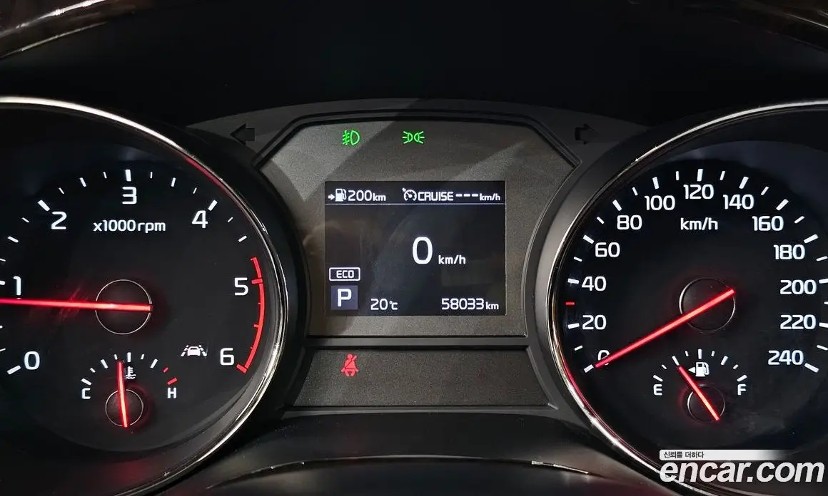 Kia Carnival 2018 2.2 автомат (гидро), фото 11