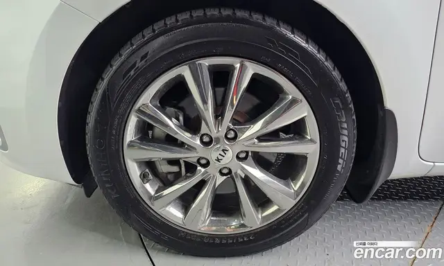 Kia Carnival 2018 2.2 автомат (гидро), миниатюра 5