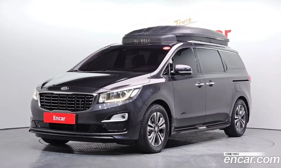 Kia Carnival 2018 2.2 автомат (гидро), фото 1 Kia Carnival 2018 2.2 автомат (гидро), фото 1