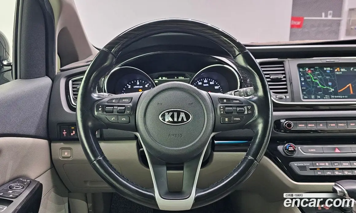Kia Carnival 2018 2.2 автомат (гидро), фото 13 Kia Carnival 2018 2.2 автомат (гидро), фото 13