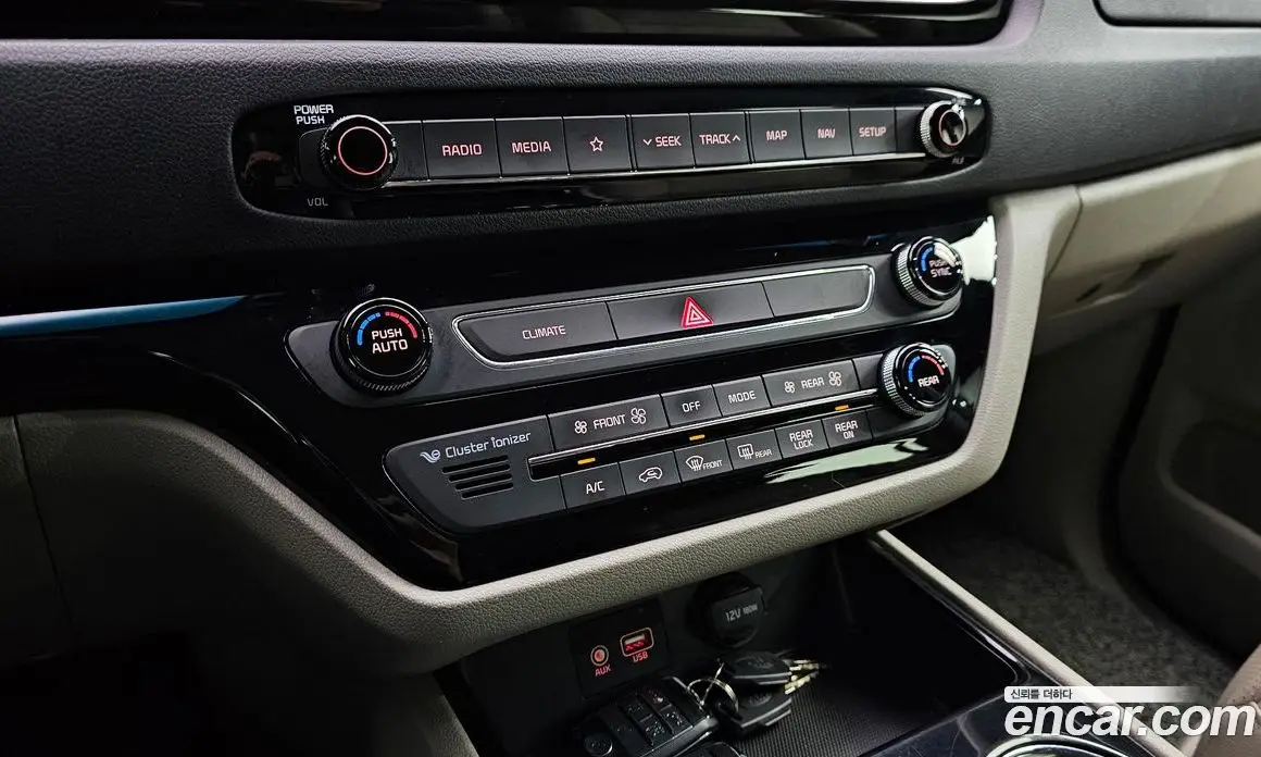 Kia Carnival 2018 2.2 автомат (гидро), фото 18 Kia Carnival 2018 2.2 автомат (гидро), фото 18