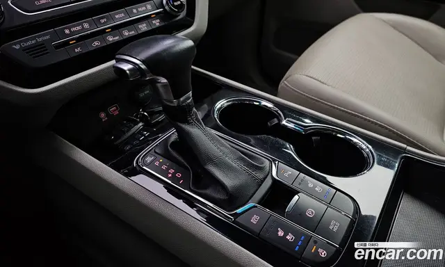 Kia Carnival 2018 2.2 автомат (гидро), миниатюра 9 Kia Carnival 2018 2.2 автомат (гидро), миниатюра 9