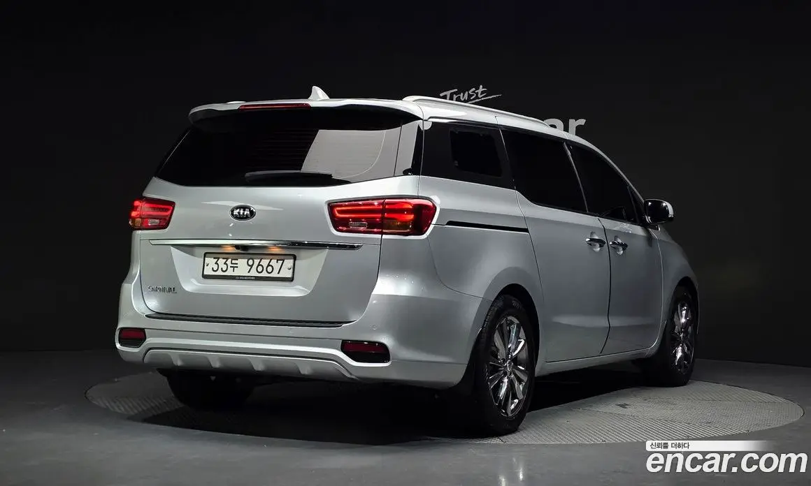 Kia Carnival 2018 2.2 автомат (гидро), фото 2 Kia Carnival 2018 2.2 автомат (гидро), фото 2