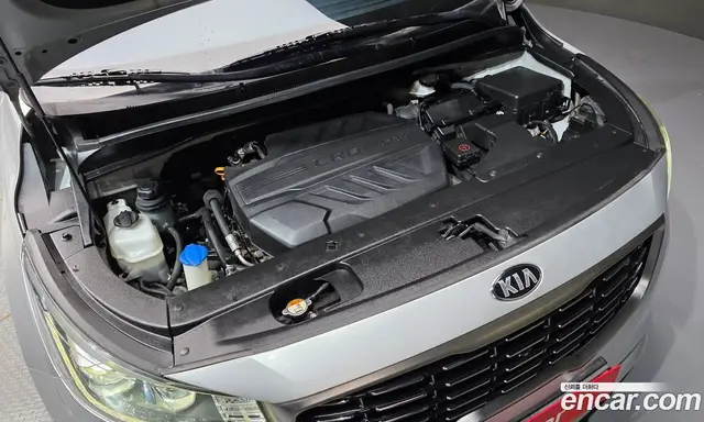 Kia Carnival 2018 2.2 автомат (гидро), миниатюра 6 Kia Carnival 2018 2.2 автомат (гидро), миниатюра 6