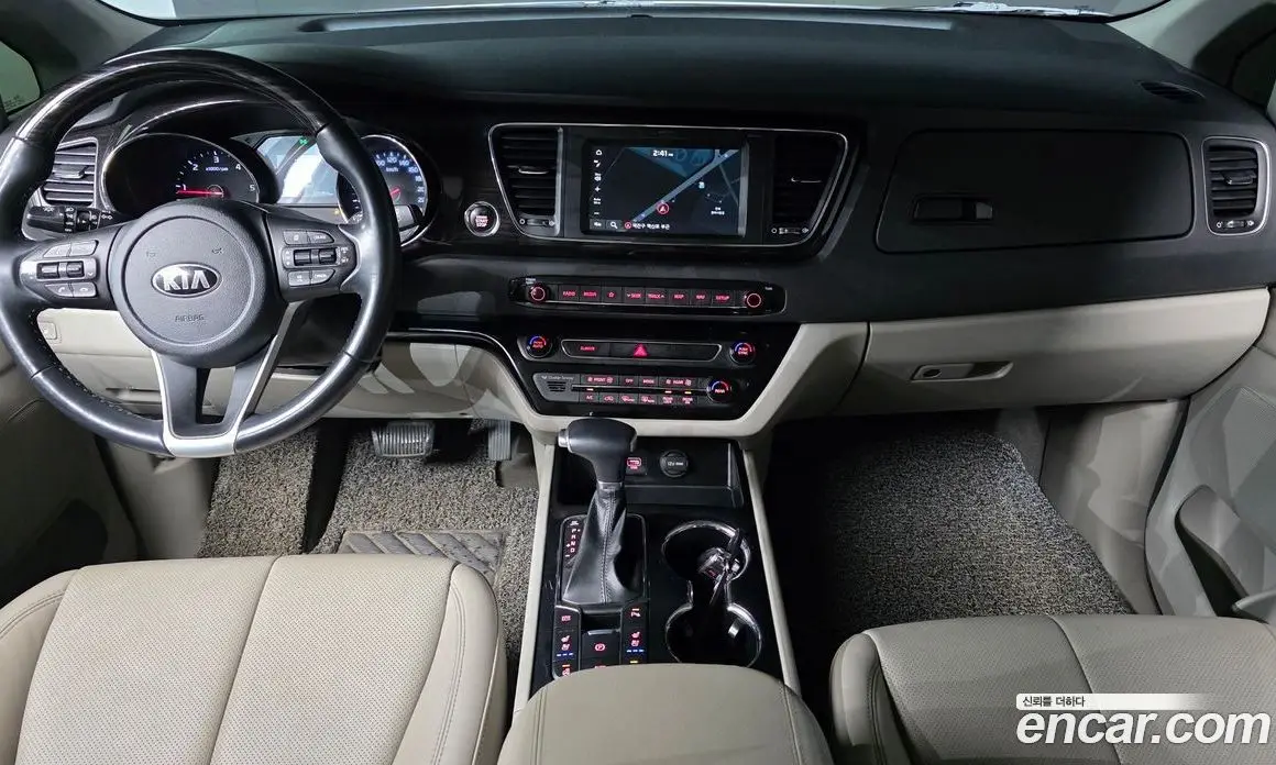Kia Carnival 2018 2.2 автомат (гидро), фото 7 Kia Carnival 2018 2.2 автомат (гидро), фото 7