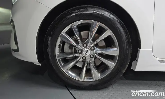 Kia Carnival 2018 2.2 автомат (гидро), миниатюра 5
