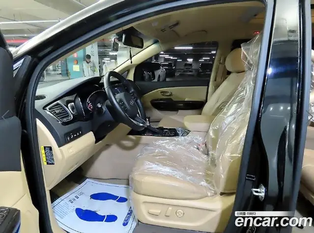 Kia Carnival 2019 2.2 автомат (гидро), миниатюра 6 Kia Carnival 2019 2.2 автомат (гидро), миниатюра 6