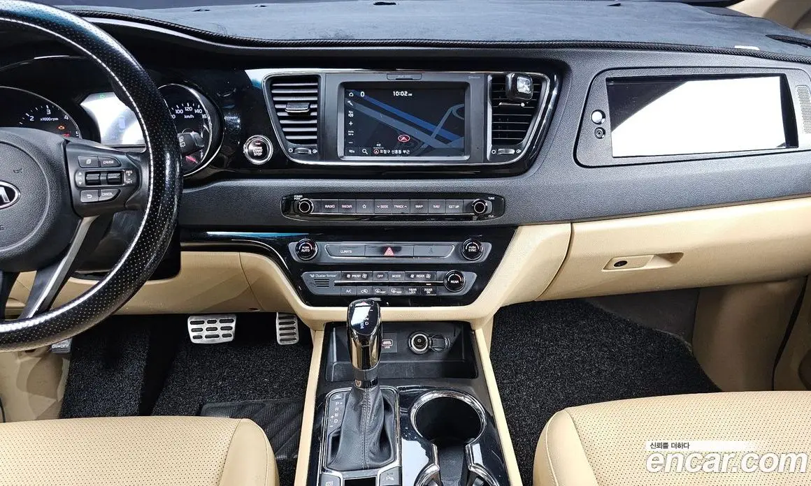 Kia Carnival 2019 2.2 автомат (гидро), фото 20 Kia Carnival 2019 2.2 автомат (гидро), фото 20