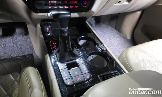 Kia Carnival 2019 3.3 автомат (гидро), миниатюра 9