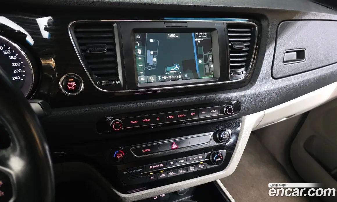 Kia Carnival 2020 2.2 автомат (гидро), фото 20