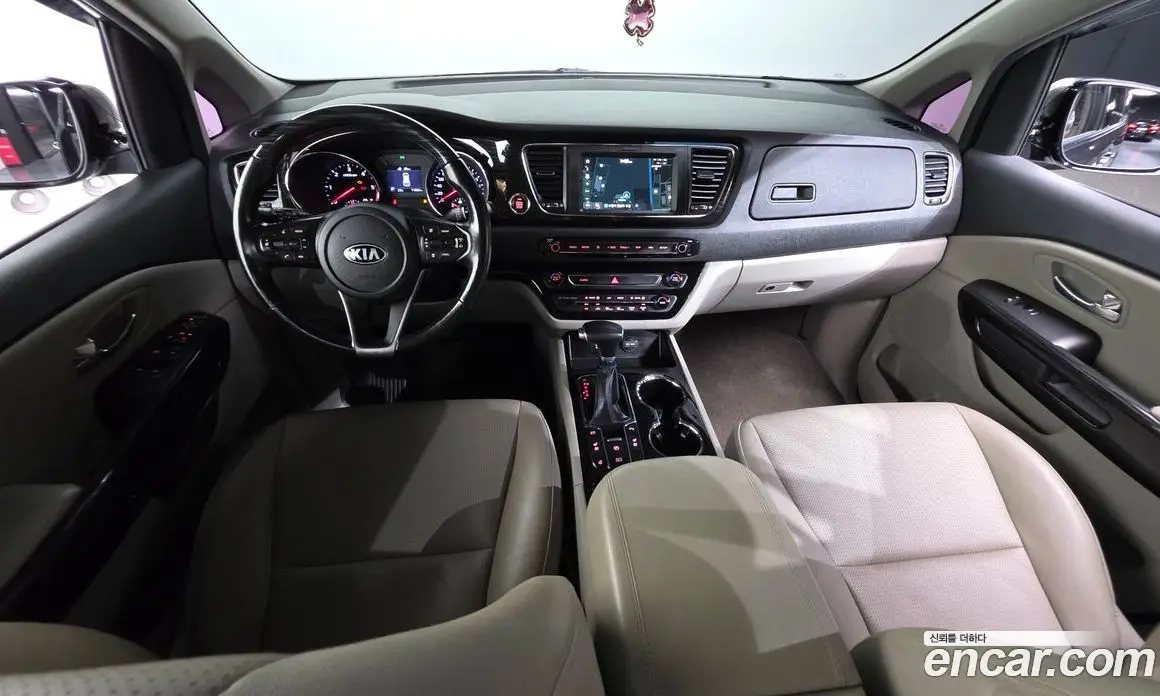 Kia Carnival 2020 2.2 автомат (гидро), фото 10