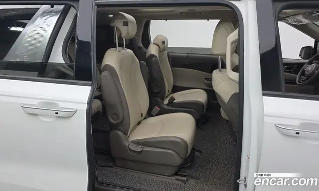 Kia Carnival 2020 2.2 автомат (гидро), миниатюра 11 Kia Carnival 2020 2.2 автомат (гидро), миниатюра 11
