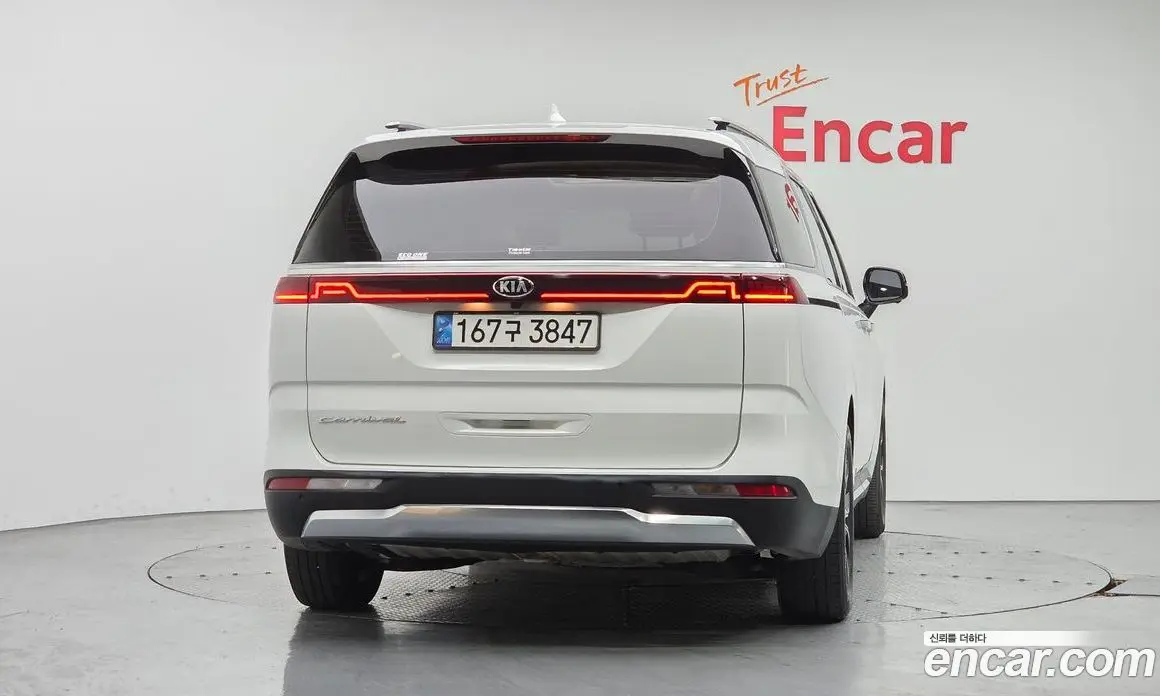 Kia Carnival 2020 2.2 автомат (гидро), фото 4 Kia Carnival 2020 2.2 автомат (гидро), фото 4