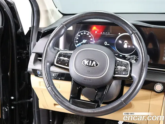 Kia Carnival 2021 2.2 автомат (гидро), миниатюра 12