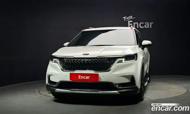 Kia Carnival 2021 2.2 автомат (гидро), миниатюра 3