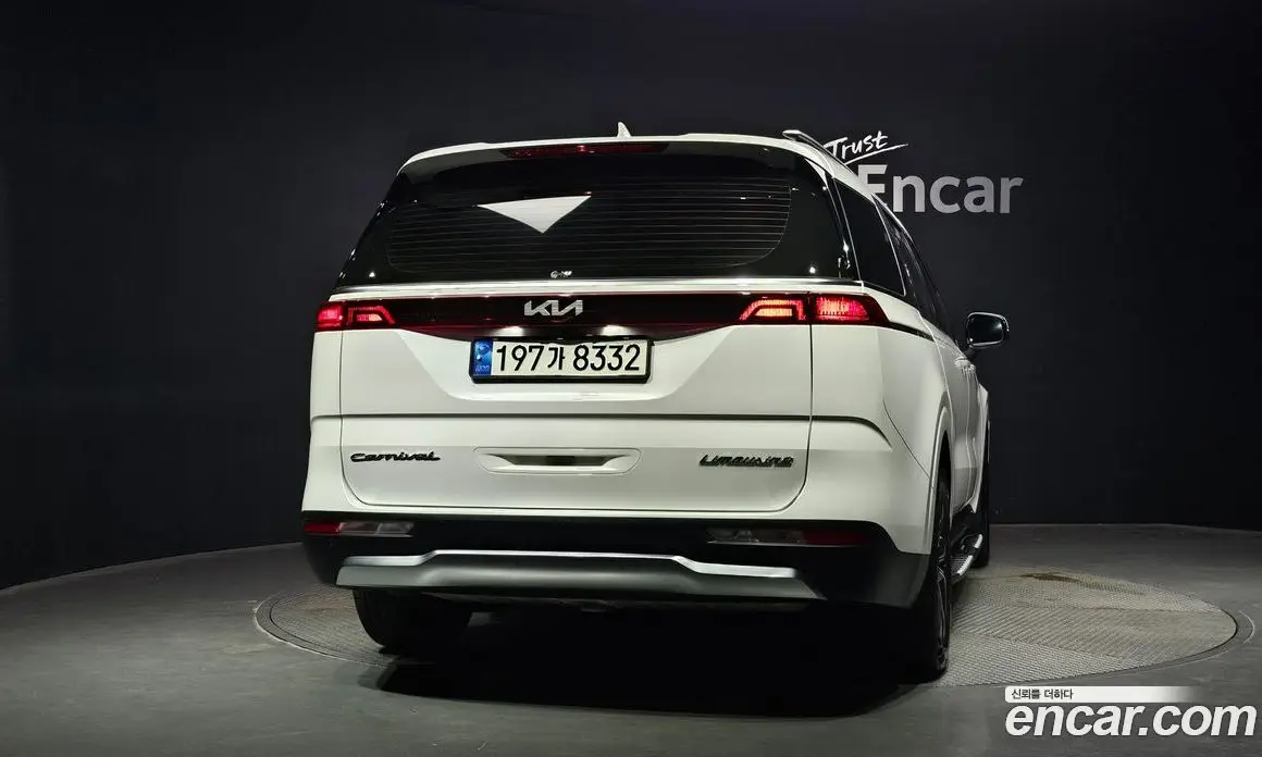 Kia Carnival 2021 2.2 автомат (гидро), фото 4