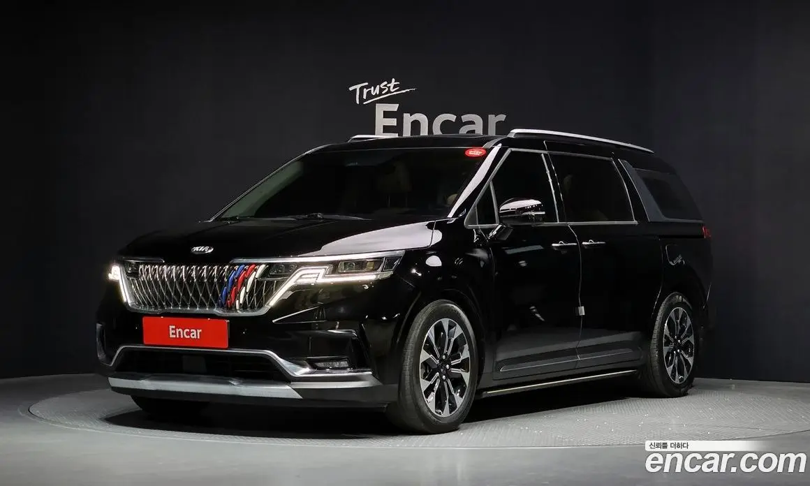 Kia Carnival 2021 3.5 автомат (гидро), фото 1 Kia Carnival 2021 3.5 автомат (гидро), фото 1