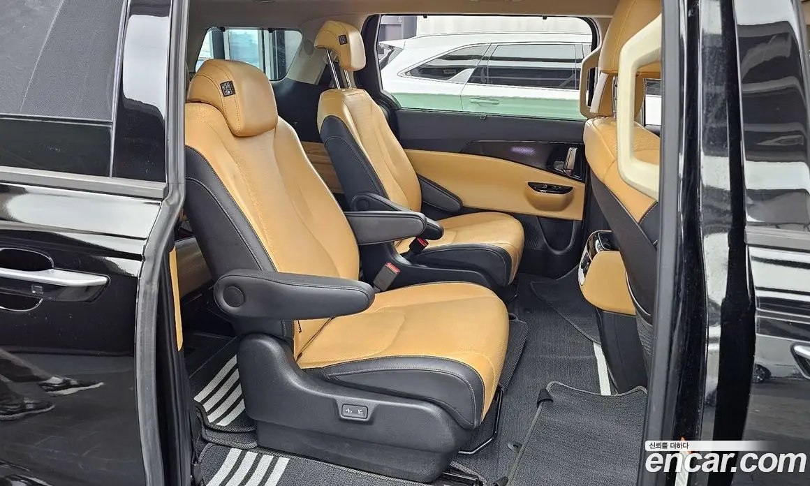 Kia Carnival 2021 3.5 автомат (гидро), фото 12 Kia Carnival 2021 3.5 автомат (гидро), фото 12