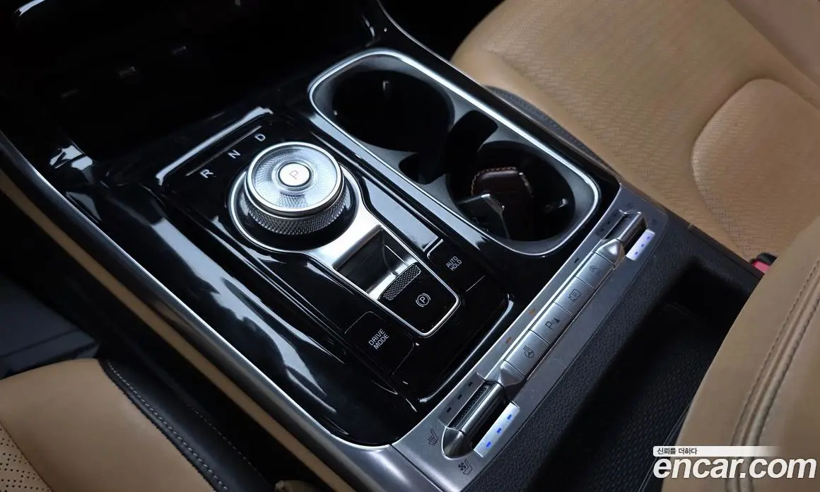 Kia Carnival 2021 2.2 автомат (гидро), фото 12