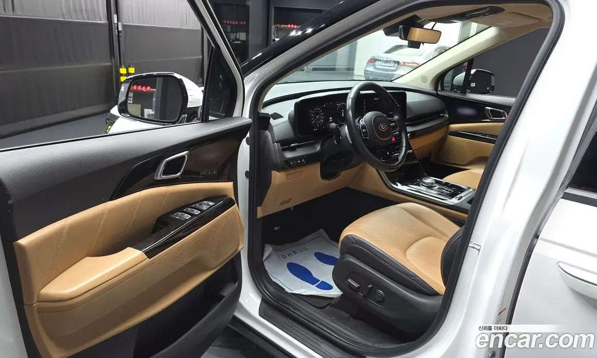 Kia Carnival 2021 2.2 автомат (гидро), фото 13