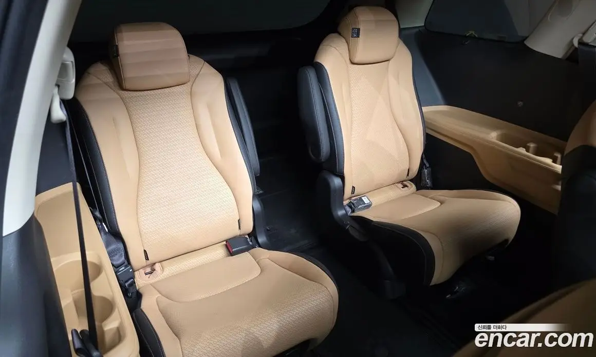Kia Carnival 2021 2.2 автомат (гидро), фото 19