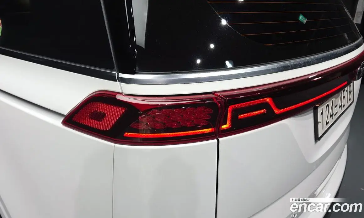Kia Carnival 2021 2.2 автомат (гидро), фото 9
