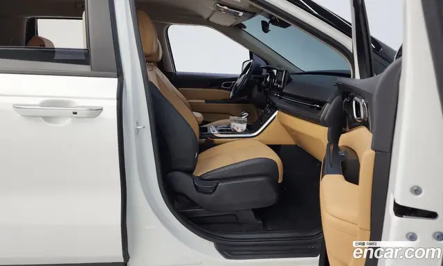 Kia Carnival 2022 2.2 автомат (гидро), миниатюра 11