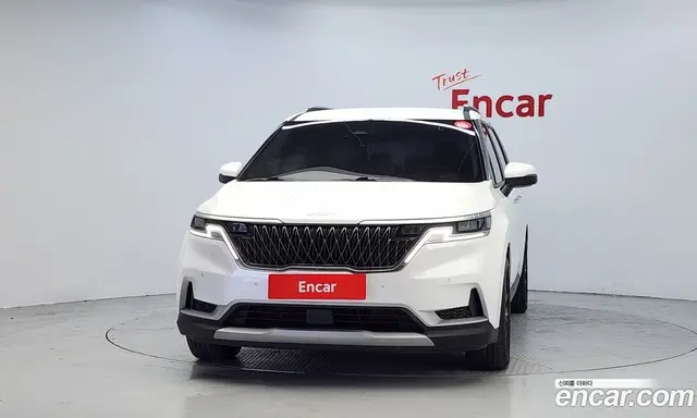 Kia Carnival 2022 2.2 автомат (гидро), миниатюра 3